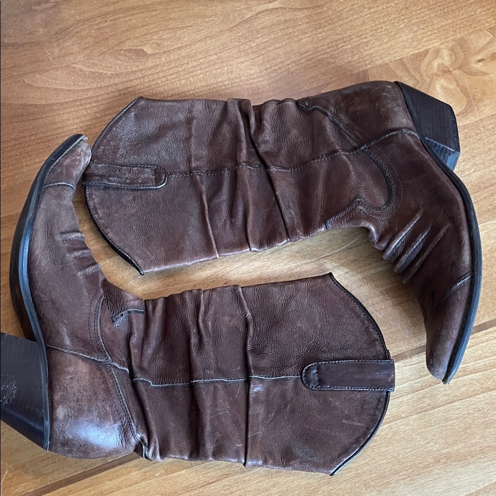 Arturo Women's Brown Leather Slouch Cowboy Boots. Good Condition. Size 9 1/2.